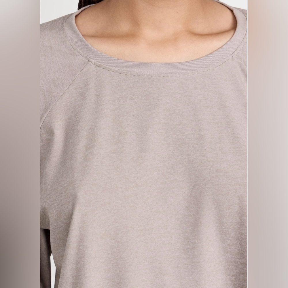 Beyond Yoga Light Brown Featherweight Daydreamer Pullover Top - Picture 4 of 13